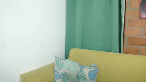 Snapshot of amber_lee20 chatting on January 18, 2025, 12:02 am LUISA online show from January 18, 2025, 12:02 am