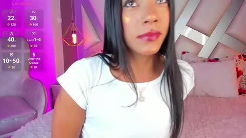 Snapshot of amber_villalobos chatting on November 29, 2025, 3:42 am Tell me Amber online show from November 29, 2025, 3:42 am