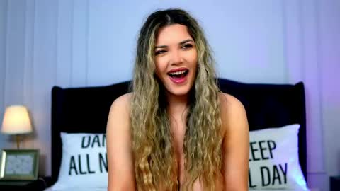 Snapshot of amberalena chatting on May 8, 2026, 3:01 am amberalena online show from May 8, 2026, 3:01 am
