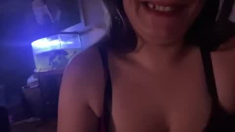 Snapshot of amberbabyy21 chatting on August 9, 2026, 7:35 am amberbabyy21 online show from August 9, 2026, 7:35 am