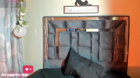 Amber  online show from February 28, 2025, 1:15 am