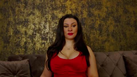 Snapshot of ambercrost chatting on December 16, 2024, 5:59 am Goddess Amber online show from December 16, 2024, 5:59 am