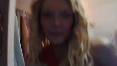 Kaligirll online show from February 10, 2025, 11:34 pm
