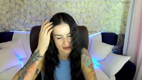 Snapshot of amberdismond chatting on May 8, 2026, 6:08 am Anna online show from May 8, 2026, 6:08 am