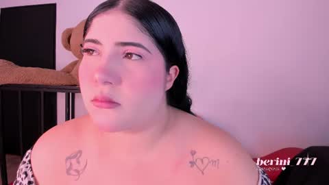 Snapshot of amberinihoffman chatting on July 15, 2026, 11:26 am Amber online show from July 15, 2026, 11:26 am