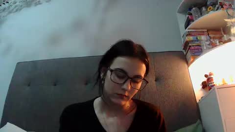 AmberIsPurple online show from January 3, 2025, 6:57 pm