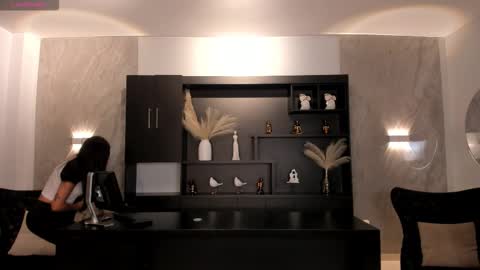 Amber  online show from November 26, 2025, 3:07 am