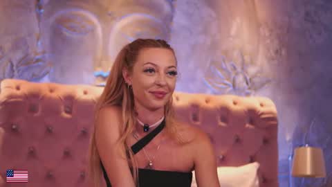 Snapshot of ambermilana chatting on July 28, 2026, 11:17 am ambermilana online show from July 28, 2026, 11:17 am