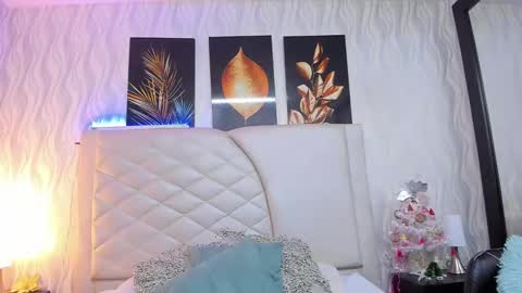 Snapshot of amberr_greyy chatting on December 11, 2024, 2:54 pm Amberr Greyy online show from December 11, 2024, 2:54 pm