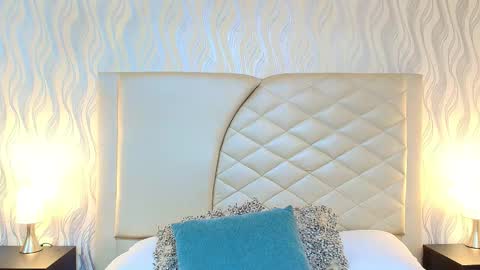 Snapshot of amberr_greyy chatting on November 29, 2025, 5:49 pm Amberr Greyy online show from November 29, 2025, 5:49 pm