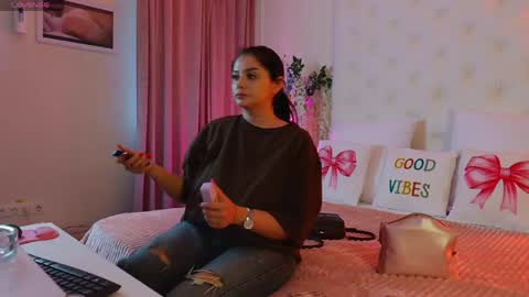 Amberseyes online show from May 12, 2026, 8:55 am