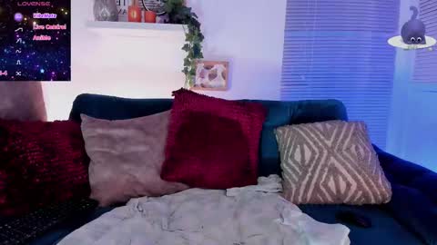 Amber online show from November 15, 2025, 4:54 am