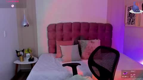 Snapshot of amberthomsonn chatting on June 29, 2026, 10:15 am Amber online show from June 29, 2026, 10:15 am