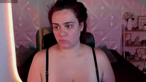 Snapshot of amberthomsonn chatting on June 30, 2026, 4:02 am Amber online show from June 30, 2026, 4:02 am