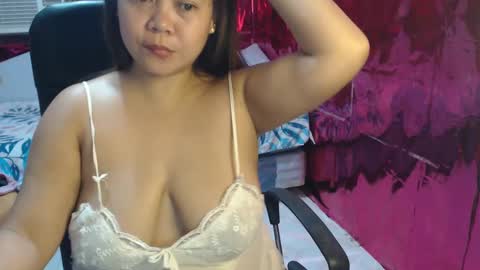 Marie online show from February 7, 2025, 5:29 pm