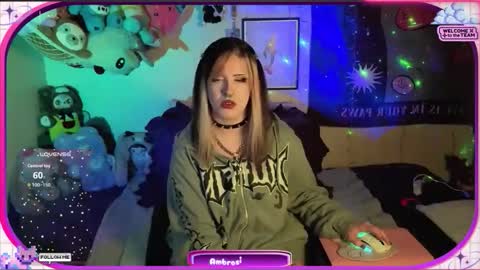 Snapshot of ambrosiakitty chatting on May 7, 2026, 7:25 am Ambrosia online show from May 7, 2026, 7:25 am