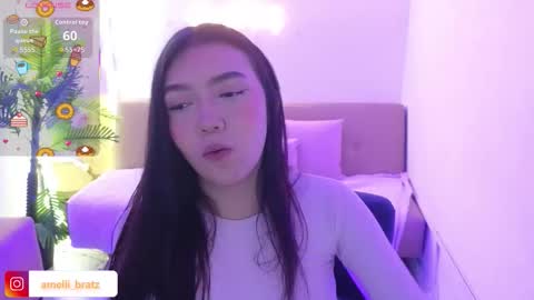 Snapshot of ameelia_tay chatting on October 29, 2025, 11:23 am AMELIA online show from October 29, 2025, 11:23 am