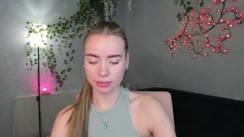 Snapshot of ameli_povilainn chatting on November 29, 2025, 11:24 am Ameli online show from November 29, 2025, 11:24 am