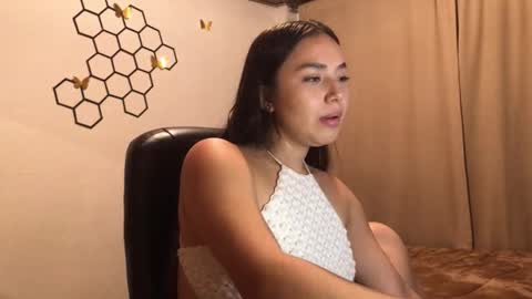 Snapshot of amelia___hall chatting on October 25, 2025, 6:46 pm Amelia online show from October 25, 2025, 6:46 pm