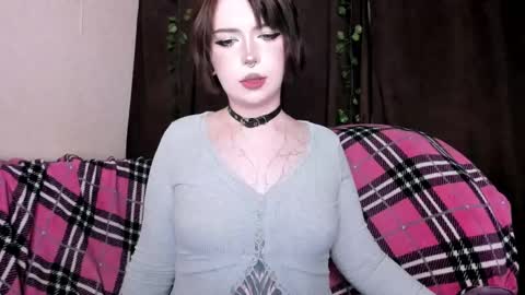 Snapshot of amelia__miller chatting on May 17, 2026, 8:27 pm Amelia online show from May 17, 2026, 8:27 pm