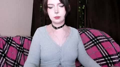 Snapshot of amelia__miller chatting on May 18, 2026, 6:36 pm Amelia online show from May 18, 2026, 6:36 pm