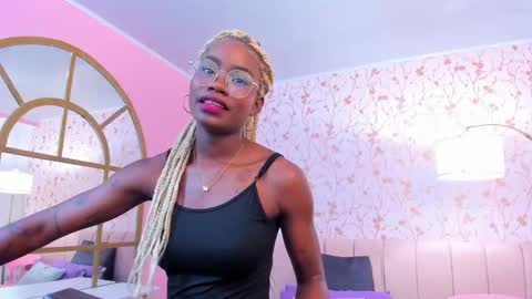 Amelia Adams online show from October 13, 2025, 6:19 pm