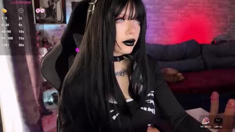 Amelia Aley  online show from March 17, 2026, 10:29 am