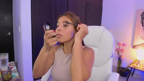 Snapshot of amelia_chillvibes chatting on December 27, 2024, 8:18 pm AMELIA online show from December 27, 2024, 8:18 pm