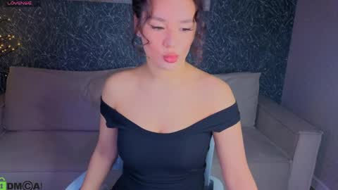Amelia online show from May 12, 2026, 1:36 am