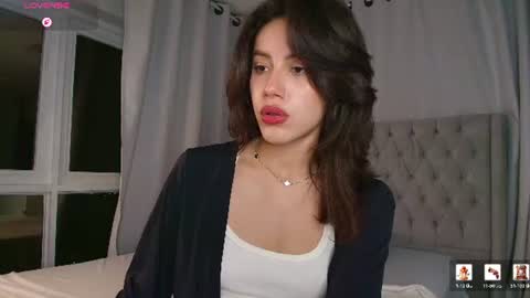 Snapshot of amelia_mee chatting on June 11, 2026, 12:32 am amelia_mee online show from June 11, 2026, 12:32 am