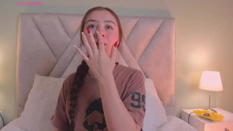  Amelia  online show from February 16, 2026, 7:32 pm