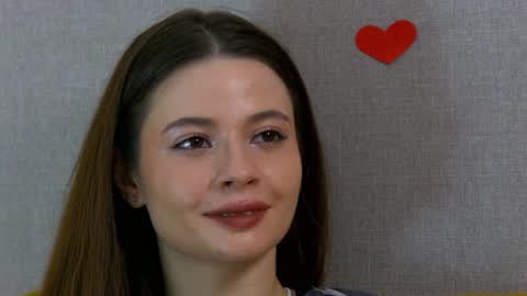 Amelia online show from February 15, 2025, 8:43 pm