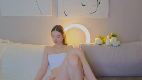 Snapshot of ameliahopkins chatting on May 27, 2026, 9:56 pm 5th day here my name Jennie online show from May 27, 2026, 9:56 pm