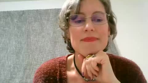 Snapshot of ameliaishka chatting on October 10, 2025, 2:43 am Ameliaishka online show from October 10, 2025, 2:43 am
