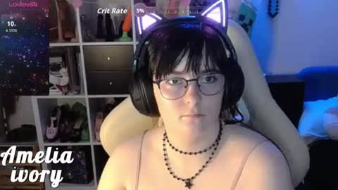 ameliaivory online show from June 25, 2026, 4:56 am