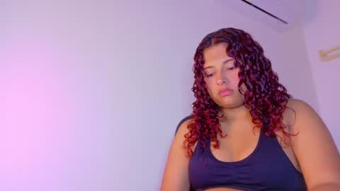 Snapshot of amelialaurent_ chatting on June 17, 2026, 7:26 pm amelialaurent_ online show from June 17, 2026, 7:26 pm