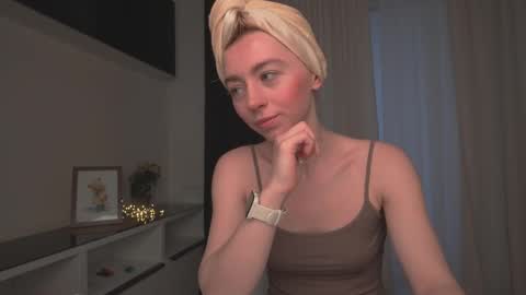 Snapshot of ameliamber0 chatting on January 25, 2025, 2:58 pm Amelia online show from January 25, 2025, 2:58 pm