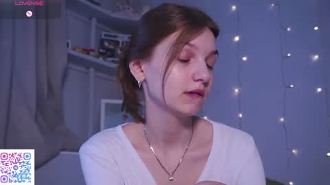 Snapshot of ameliami chatting on June 10, 2026, 8:24 am Amelia online show from June 10, 2026, 8:24 am