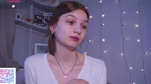 Snapshot of ameliami chatting on June 17, 2026, 7:44 am Amelia online show from June 17, 2026, 7:44 am