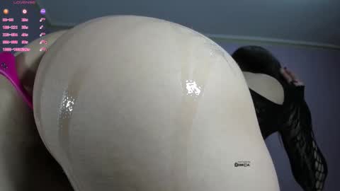 Snapshot of amelie_25 chatting on February 26, 2026, 11:04 pm amelie_25 online show from February 26, 2026, 11:04 pm