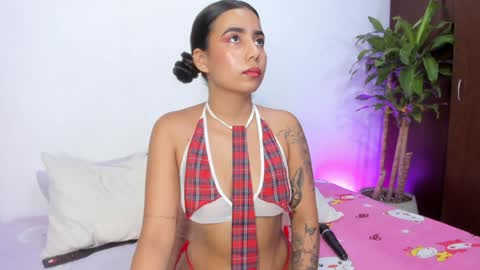 Snapshot of amelieburns18 chatting on January 31, 2025, 3:41 am Amelie online show from January 31, 2025, 3:41 am