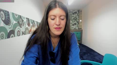 Snapshot of ameliegray chatting on January 9, 2025, 6:26 pm A M E L I E online show from January 9, 2025, 6:26 pm