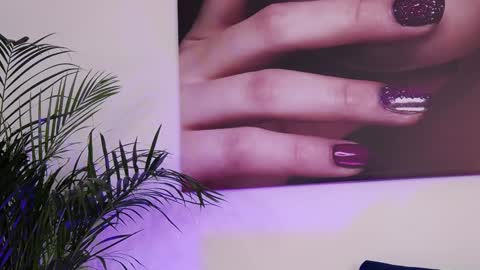 Amelie online show from January 6, 2025, 7:42 am