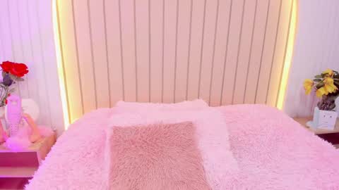 Amelia online show from February 14, 2025, 2:39 am