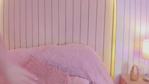 Amelia online show from September 24, 2025, 12:47 am