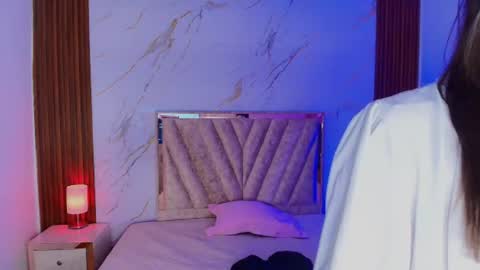 Snapshot of ameliie_saenz chatting on July 10, 2026, 12:08 pm Ameli online show from July 10, 2026, 12:08 pm