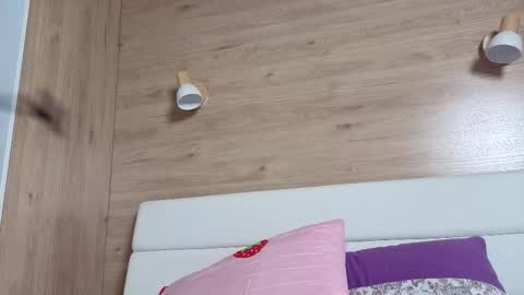 Amelija Rouz online show from October 16, 2025, 5:19 am