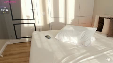 Amelina Love online show from December 18, 2024, 8:20 am