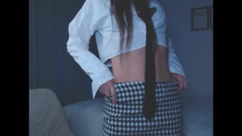 amelinamersi online show from September 29, 2025, 4:12 pm