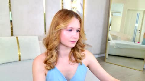 AmeliRoyse online show from May 17, 2026, 5:20 pm